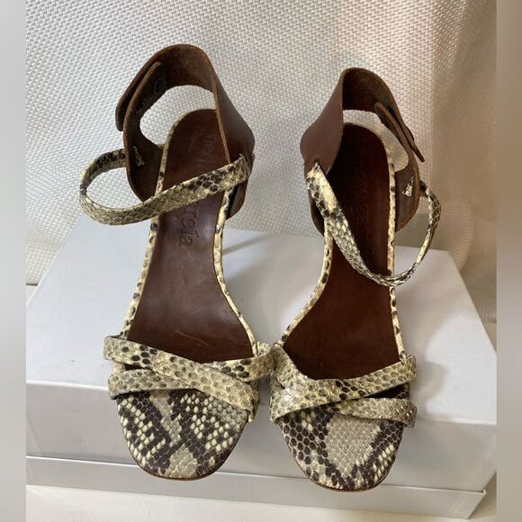 Pedro Garcia Snakeskin Leather Heels Size 39 (8.5) Made in Spain Metal Stiletto - Picture 4 of 13